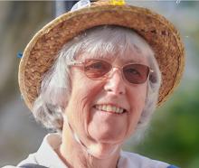 Marna Blundy. Head and shoulders.